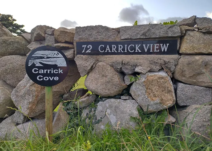 Carrick Cove Self Contained Accomodation With Private Decking
